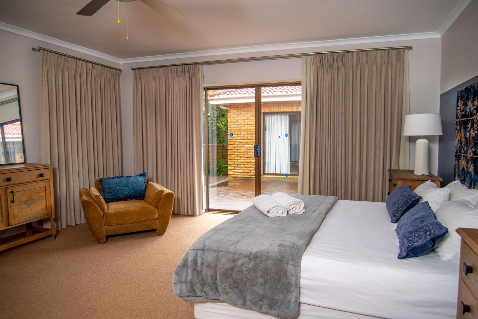 Great White Accommodation Kleinbaai Rum bild